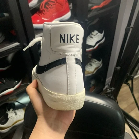 Nike Blazer Mid '77 Vintage - Picture 2 of 3